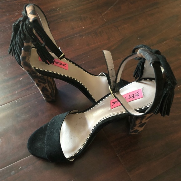 Betsey Johnson Open Toe Heel - Picture 2 of 3